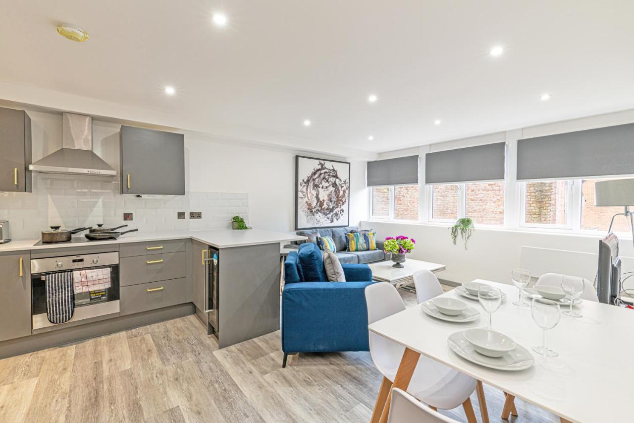 Charles House Serviced Apartments Preston  Bagian luar foto