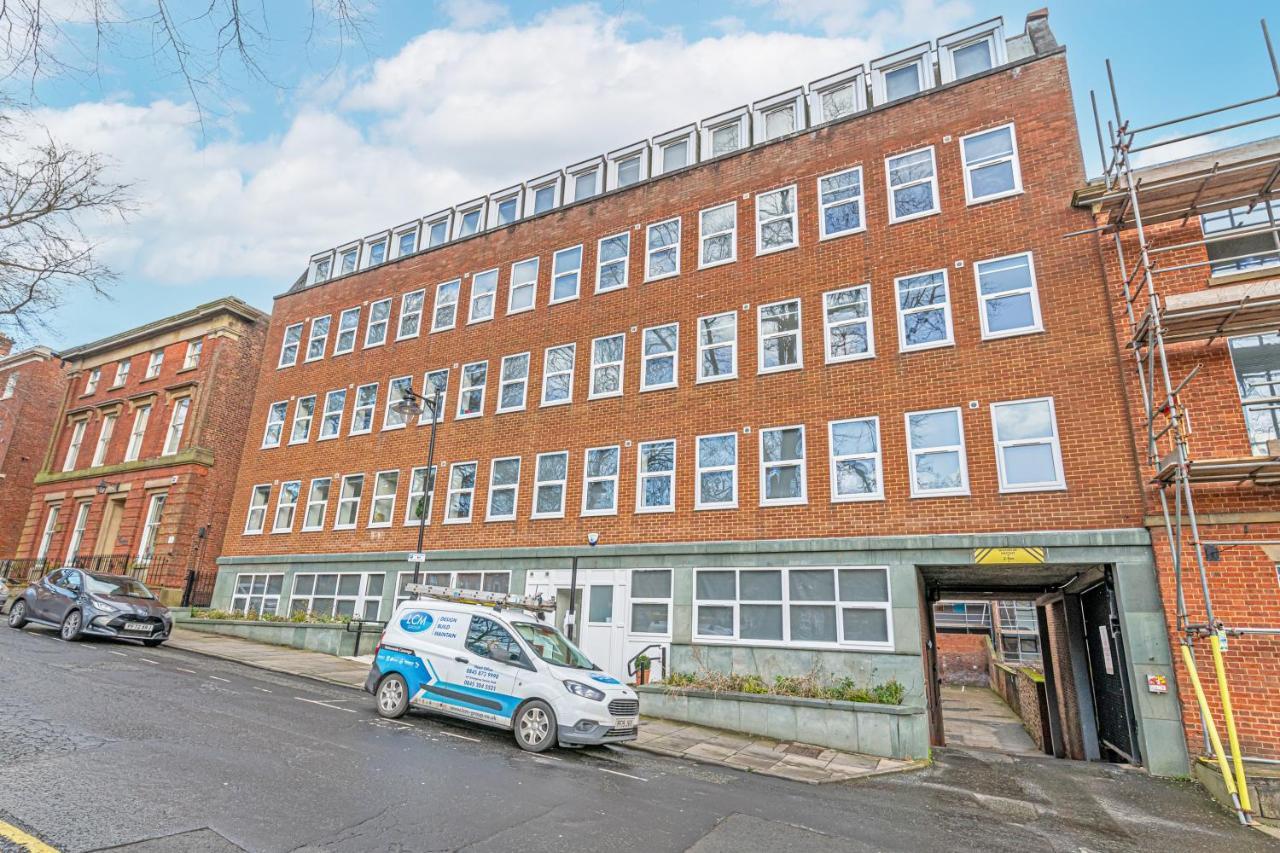 Charles House Serviced Apartments Preston  Bagian luar foto