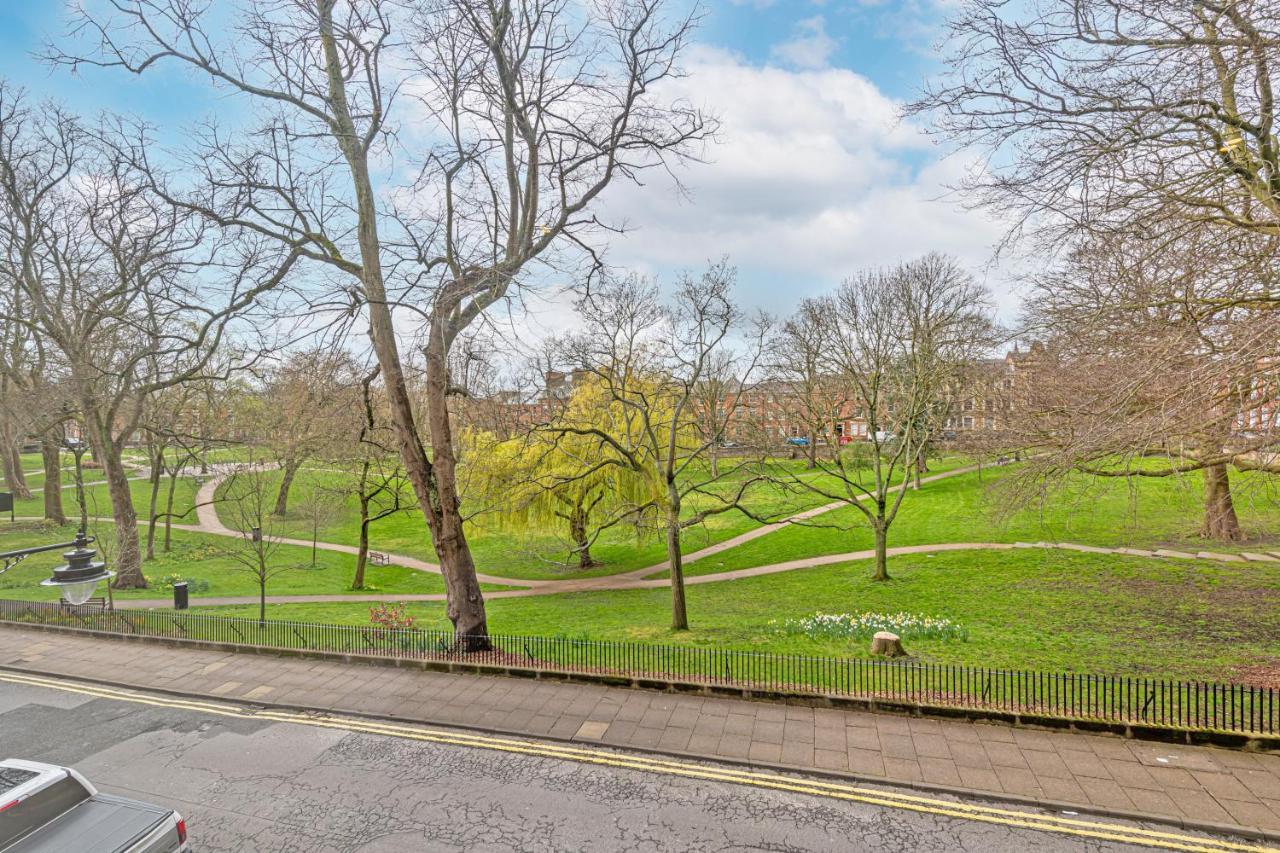 Charles House Serviced Apartments Preston  Bagian luar foto