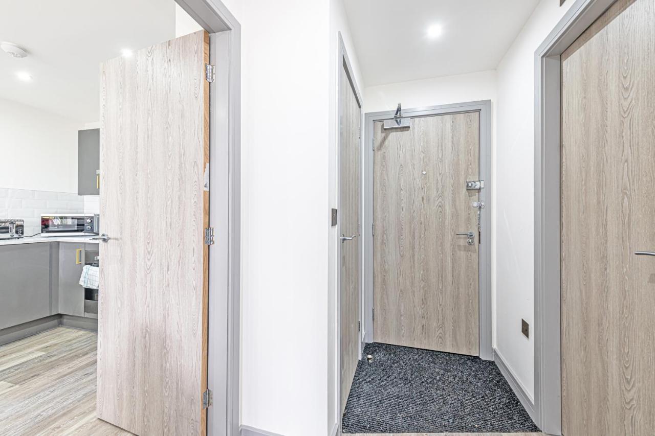 Charles House Serviced Apartments Preston  Bagian luar foto