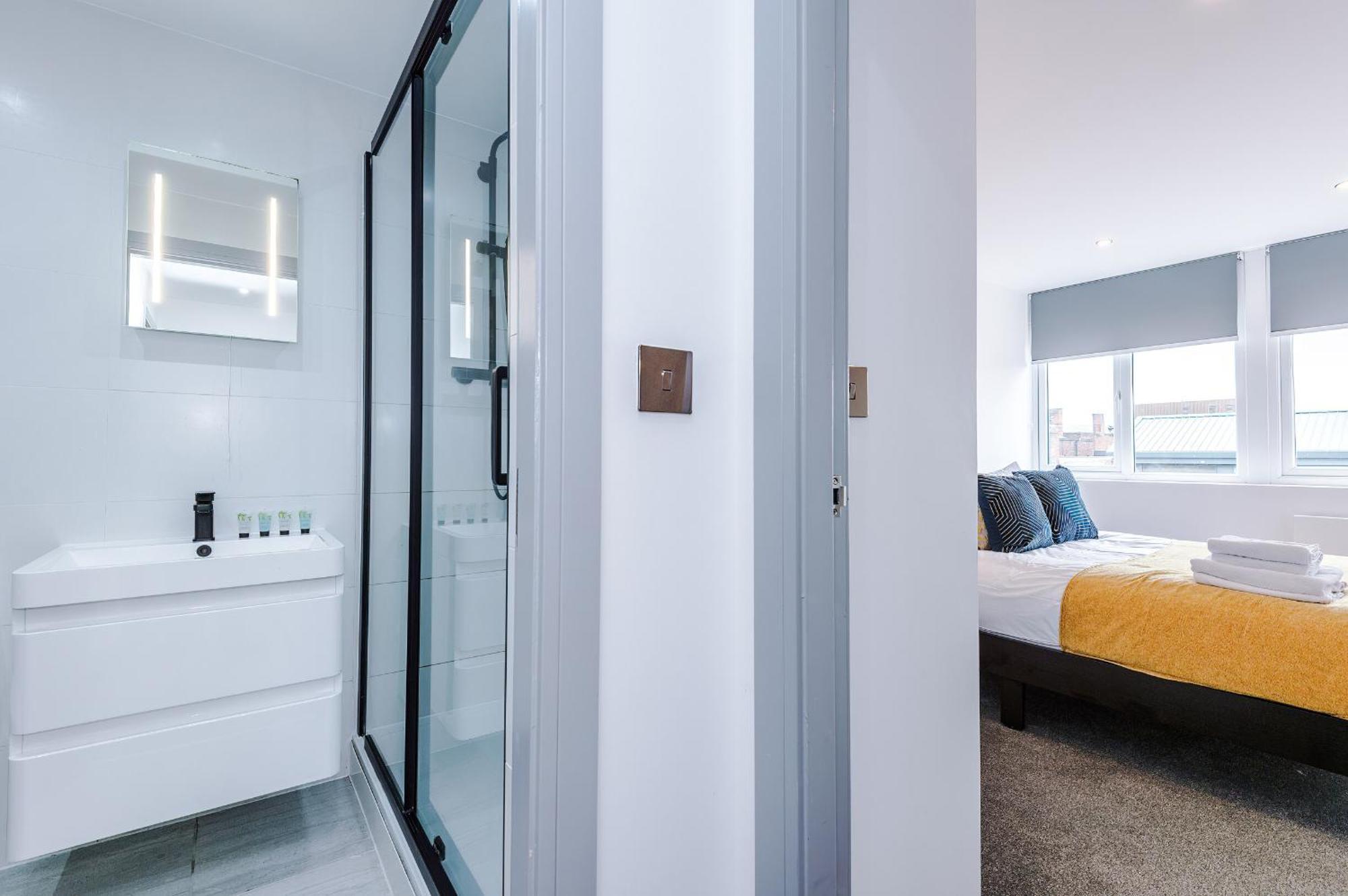 Charles House Serviced Apartments Preston  Bagian luar foto