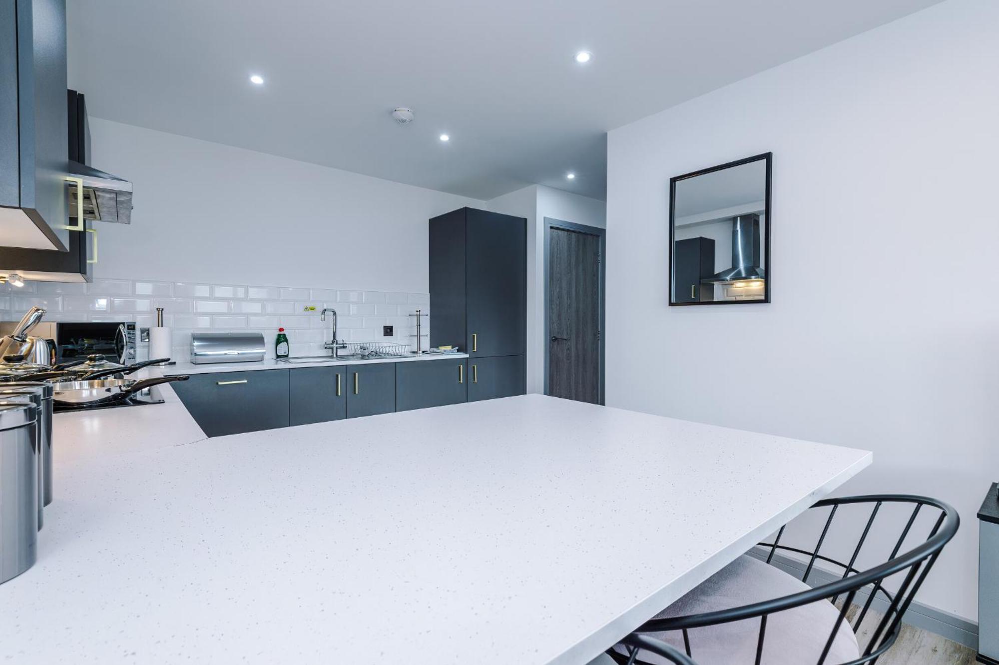 Charles House Serviced Apartments Preston  Bagian luar foto