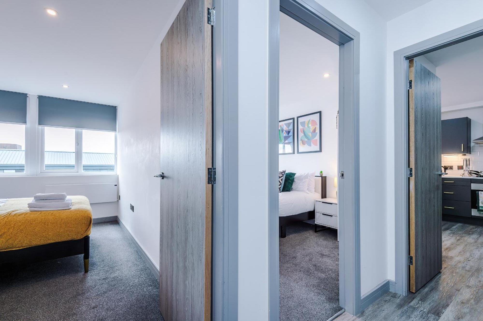 Charles House Serviced Apartments Preston  Bagian luar foto
