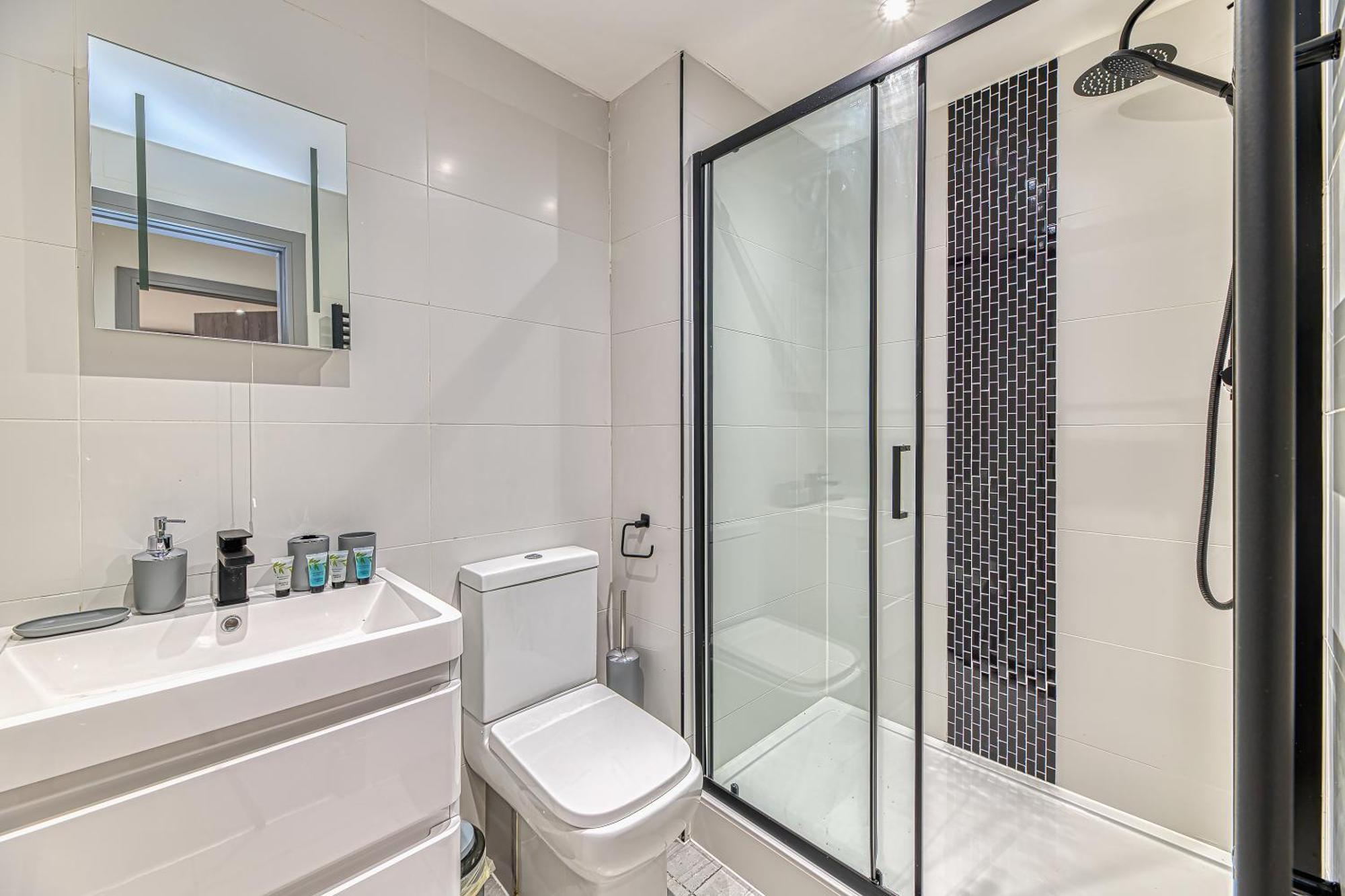Charles House Serviced Apartments Preston  Bagian luar foto