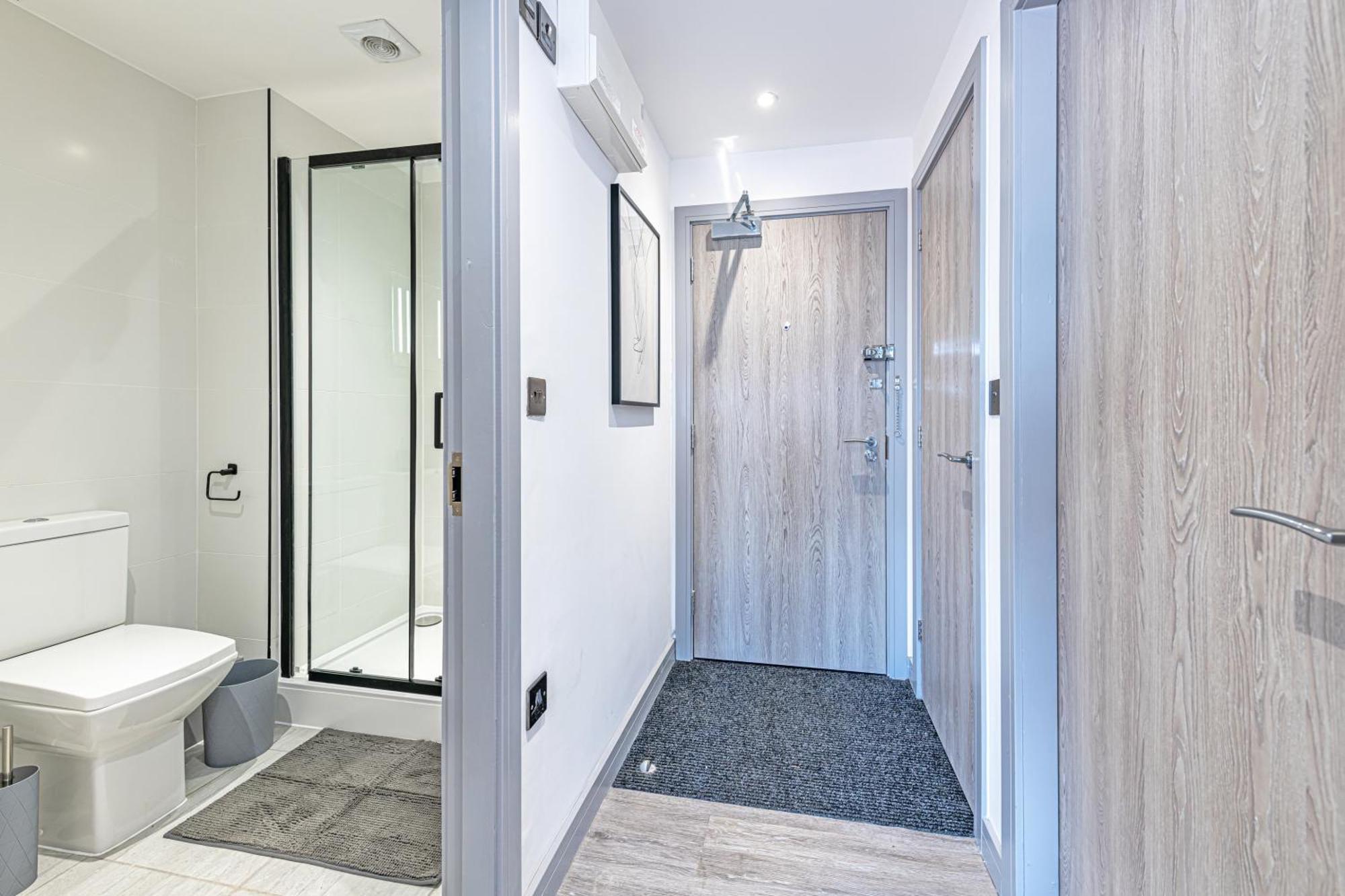 Charles House Serviced Apartments Preston  Bagian luar foto