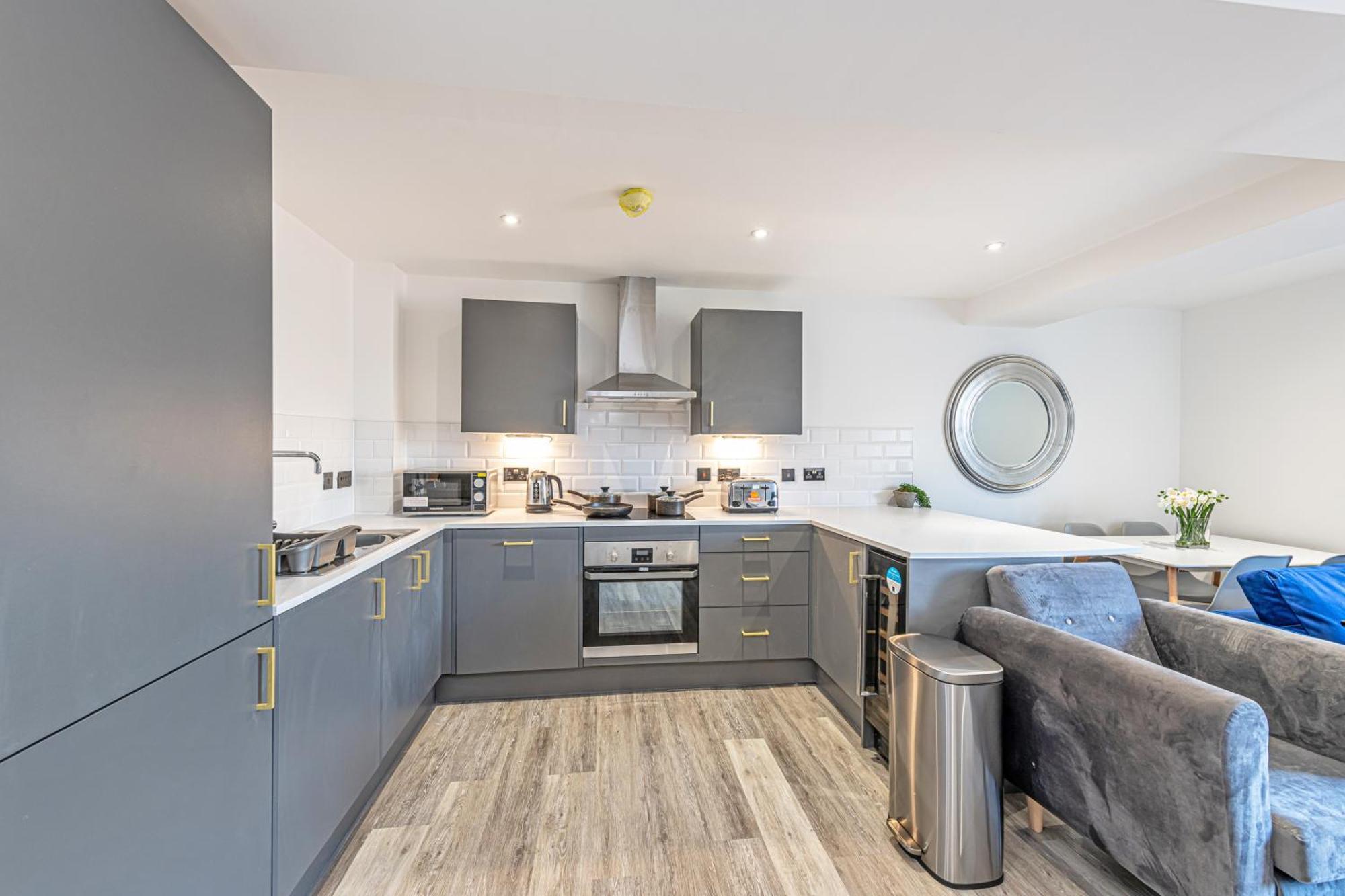 Charles House Serviced Apartments Preston  Bagian luar foto